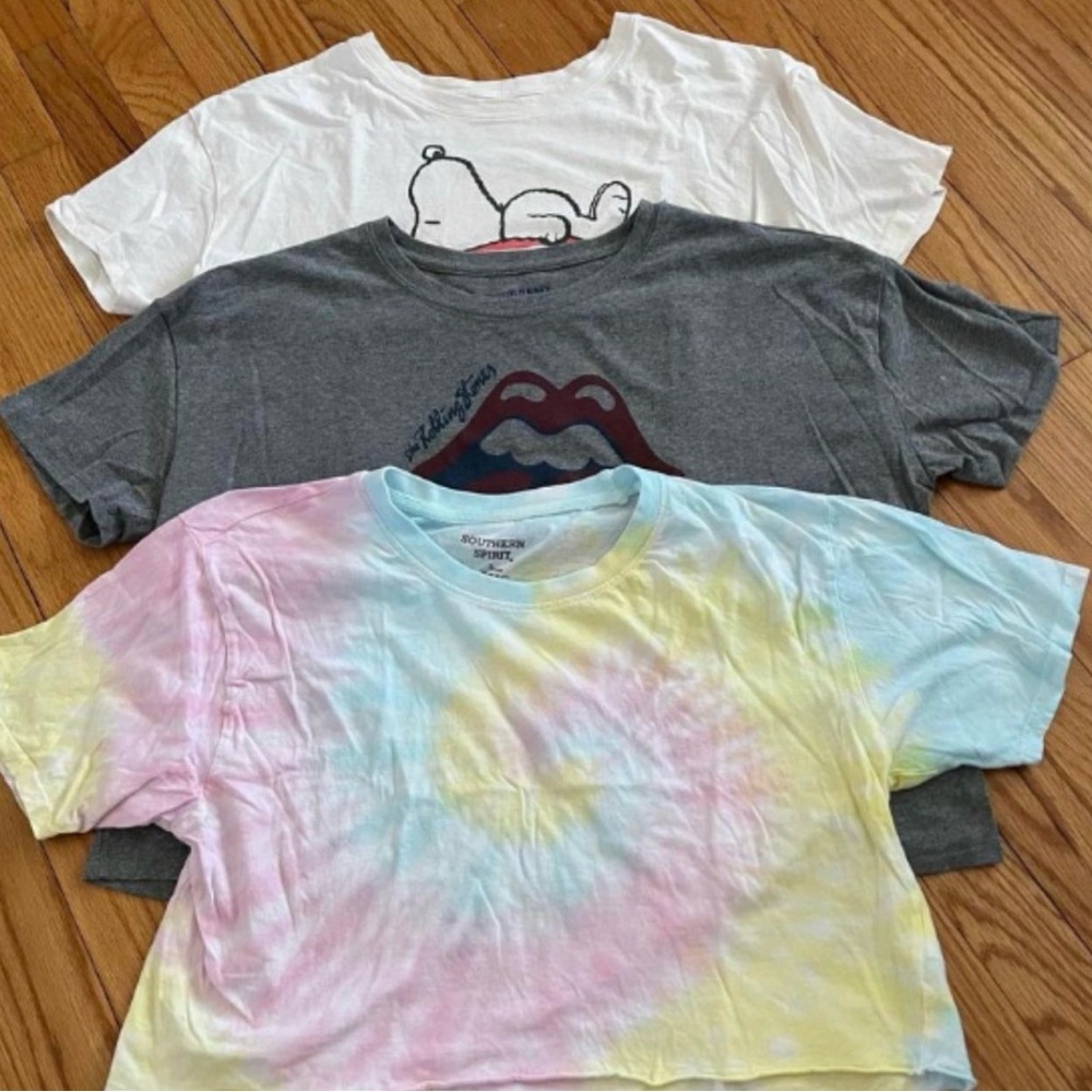 AEROPOSTALE Graphic Tee Trio - Snoopy, Rolling Stones, Tie-Dye M/L
